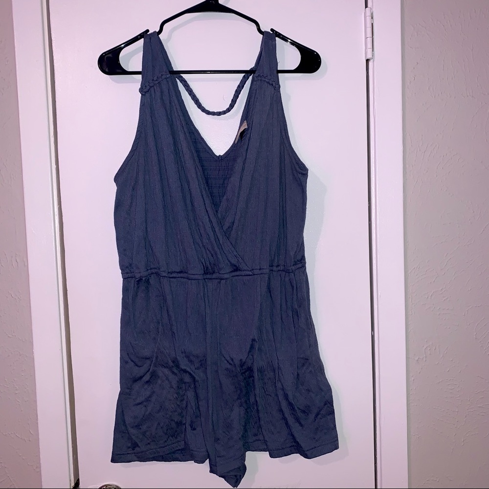 ‘Universal Thread’ Romper